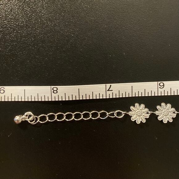 Chain bracelet flower silver tone - Picture 2 of 3